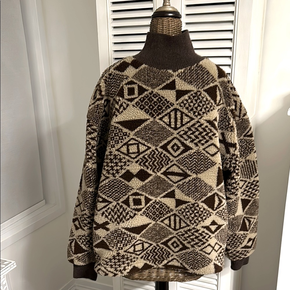 * SOLD * Timberland Fleece Pullover * Geometric Pattern * US Small * Brown/Beige